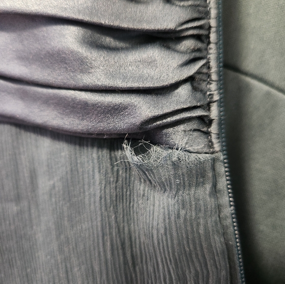 Tadashi silk dress - Picture 16 of 17